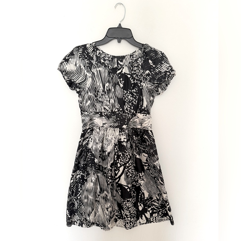 Theory Silk Black and White Patterned Mini Dress